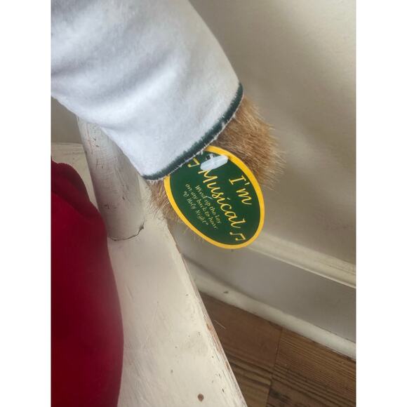 Bearington Bears collection “Scarlet Songbird” Musical Plays “o Holy Night” RARE - Picture 7 of 9